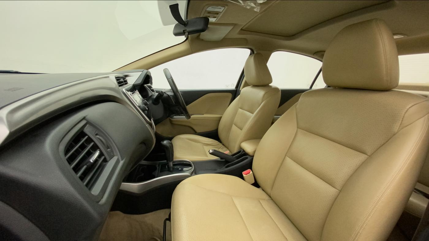 2015 Honda City 1.5L I-VTEC VX CVT, Petrol, Automatic, 1,09,144 km, Right Side Front Door Cabin