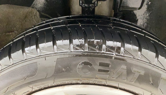 2024 Renault Kwid RXT 1.0, Petrol, Manual, 8,653 km, Right Front Tyre Tread