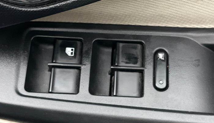 2022 Tata TIGOR XZ PLUS PETROL, Petrol, Manual, 26,538 km, Driver Side Door Panels Control