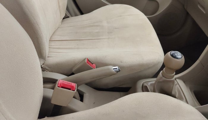 2013 Maruti Swift Dzire VXI, Petrol, Manual, 66,865 km, Gear Lever