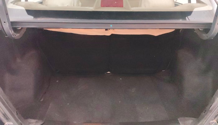 2013 Maruti Swift Dzire VXI, Petrol, Manual, 66,865 km, Boot Inside