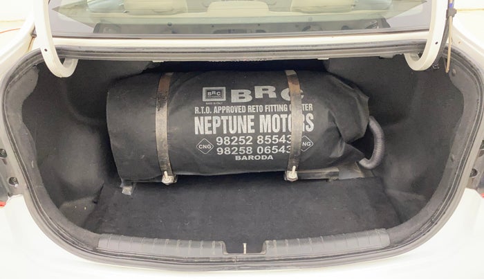 2019 Hyundai Xcent S 1.2, CNG, Manual, 90,638 km, Boot Inside