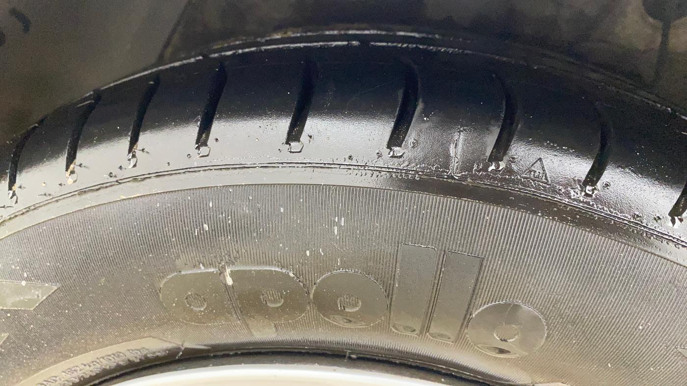 2019 Hyundai Xcent S 1.2, CNG, Manual, 90,638 km, Right Rear Tyre Tread