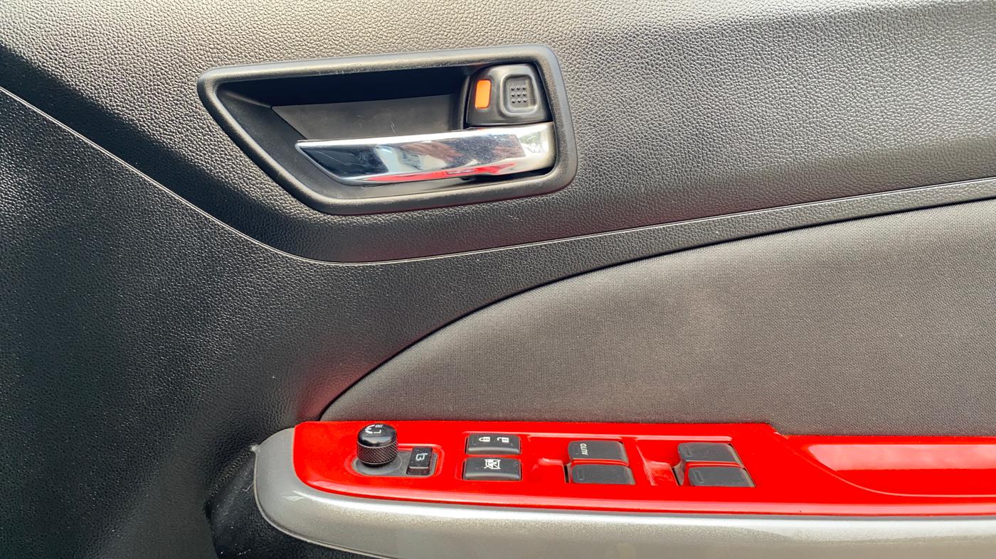 2018 Maruti Swift ZXI AMT, Petrol, Automatic, 98,789 km, Driver Side Door Panels Control