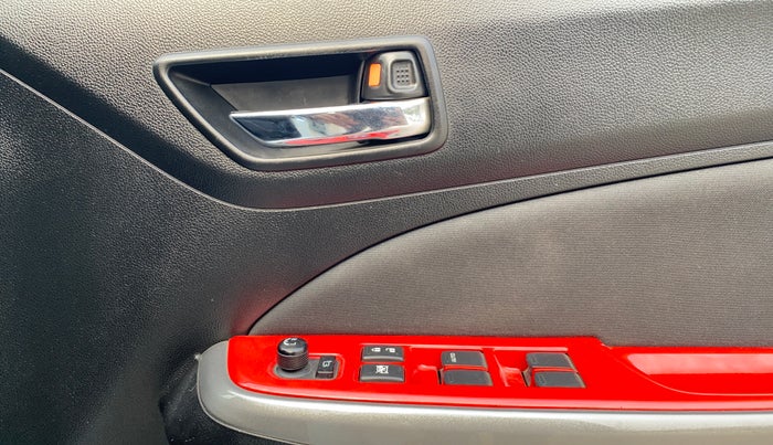 2018 Maruti Swift ZXI AMT, Petrol, Automatic, 98,789 km, Driver Side Door Panels Control