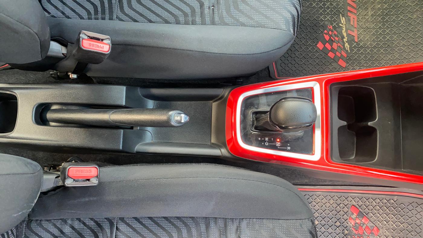 2018 Maruti Swift ZXI AMT, Petrol, Automatic, 98,789 km, Gear Lever