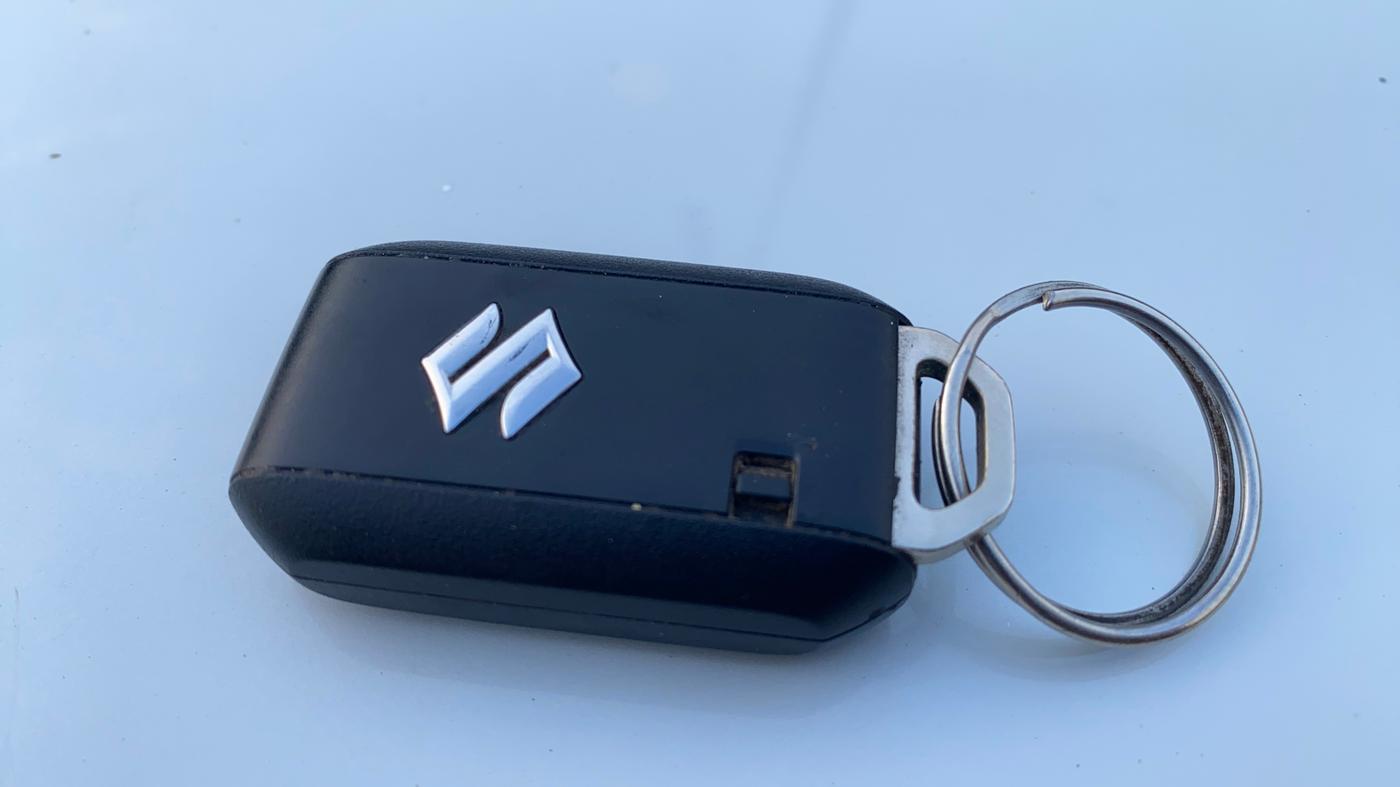 2018 Maruti Swift ZXI AMT, Petrol, Automatic, 98,789 km, Key Close Up