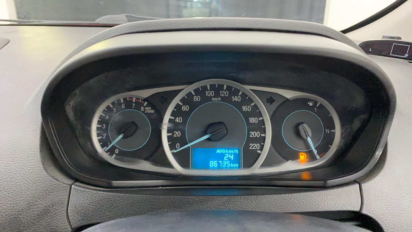 2015 Ford New Figo TREND 1.2 PETROL, Petrol, Manual, 86,765 km, Odometer Image