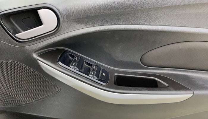 2015 Ford New Figo TREND 1.2 PETROL, Petrol, Manual, 86,735 km, Driver Side Door Panels Control