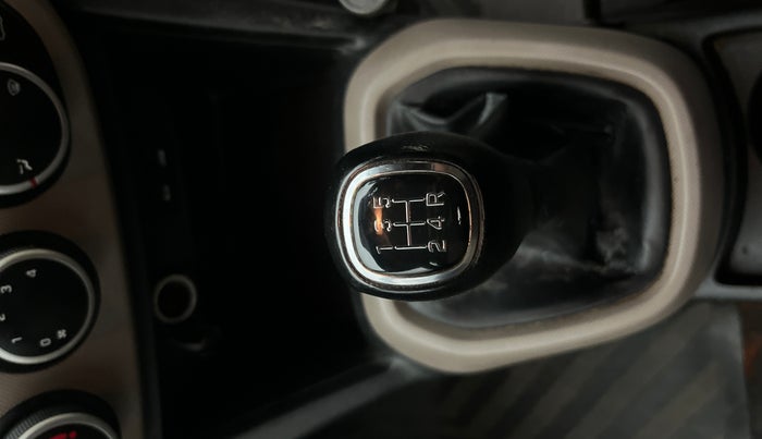 2015 Hyundai Grand i10 SPORTZ 1.2 KAPPA VTVT, Petrol, Manual, 73,042 km, Gear Lever