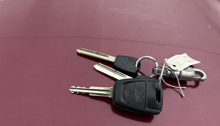 2015 Hyundai Grand i10 SPORTZ 1.2 KAPPA VTVT, Petrol, Manual, 73,042 km, Key Close Up