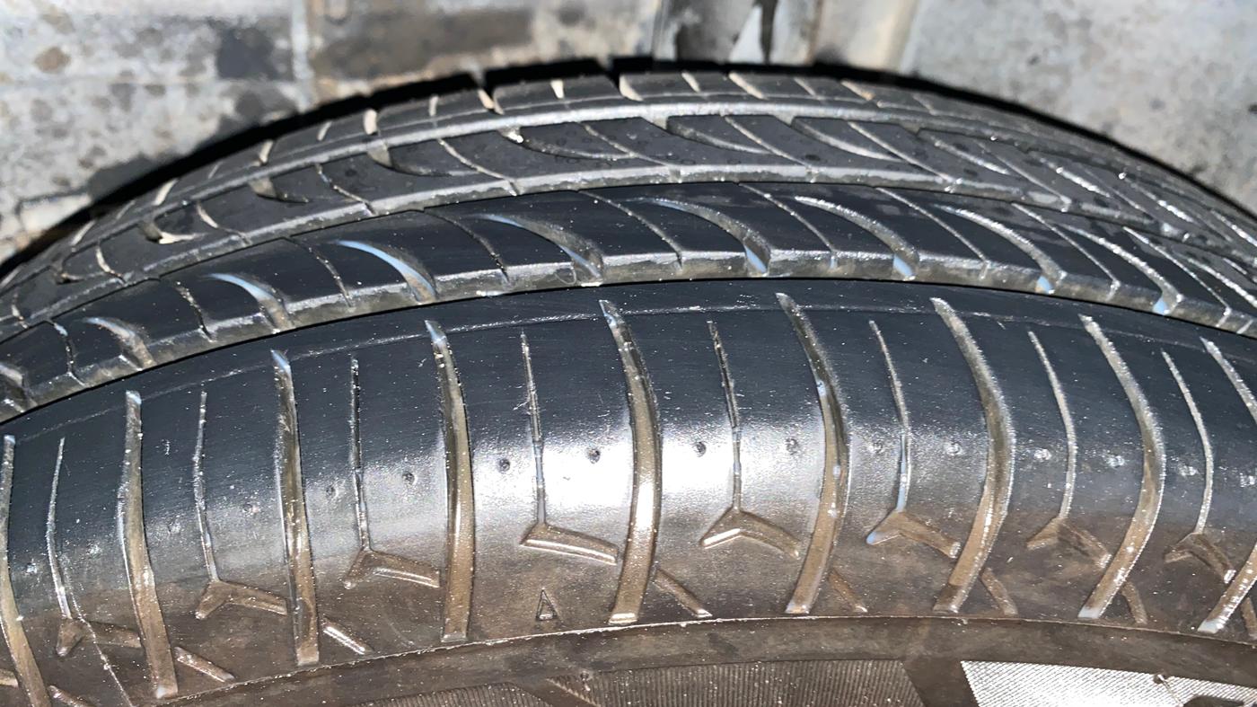 2022 Tata ALTROZ XE PLUS PETROL, Petrol, Manual, 87,701 km, Left Rear Tyre Tread