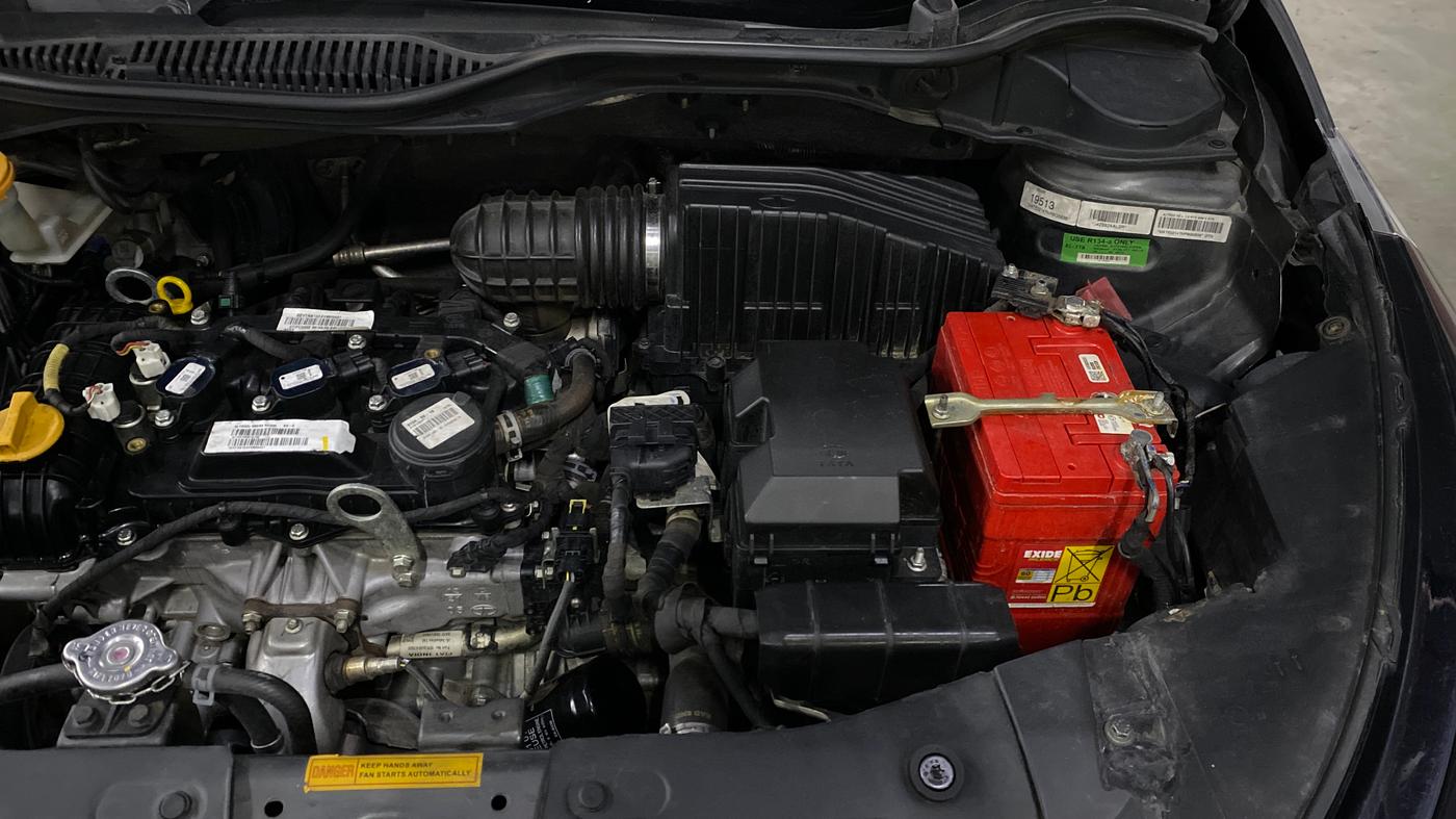 2022 Tata ALTROZ XE PLUS PETROL, Petrol, Manual, 87,701 km, Engine View - Left