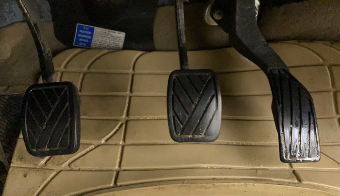 2019 Maruti Ciaz 1.5 SIGMA SHVS, Petrol, Manual, 38,917 km, Pedals