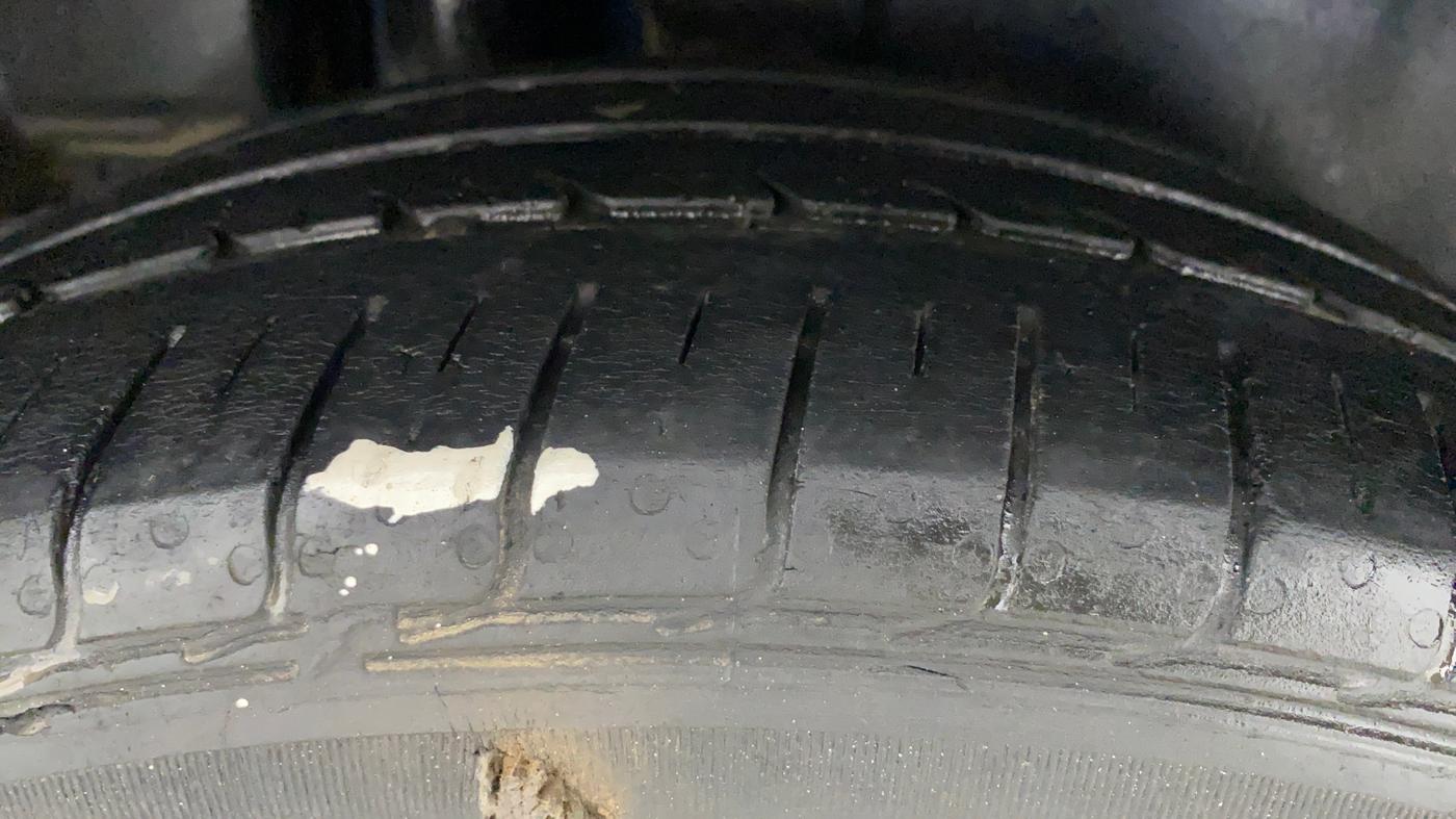 2019 Maruti Ciaz 1.5 SIGMA SHVS, Petrol, Manual, 38,917 km, Right Rear Tyre Tread