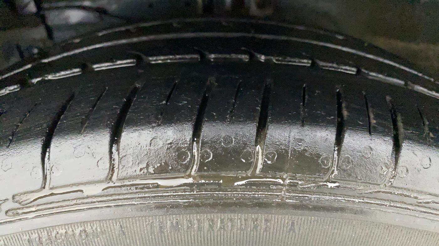 2019 Maruti Ciaz 1.5 SIGMA SHVS, Petrol, Manual, 38,917 km, Left Front Tyre Tread