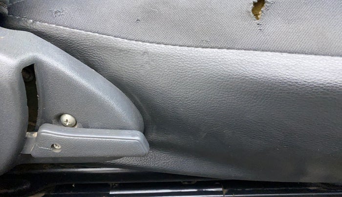 2018 Maruti Alto 800 LXI, Petrol, Manual, 41,718 km, Driver Side Adjustment Panel