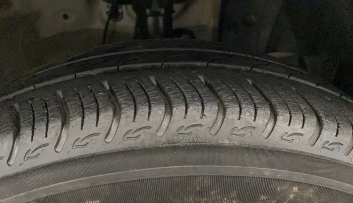 2022 Honda Amaze 1.2L I-VTEC VX CVT, Petrol, Automatic, 24,905 km, Right Front Tyre Tread