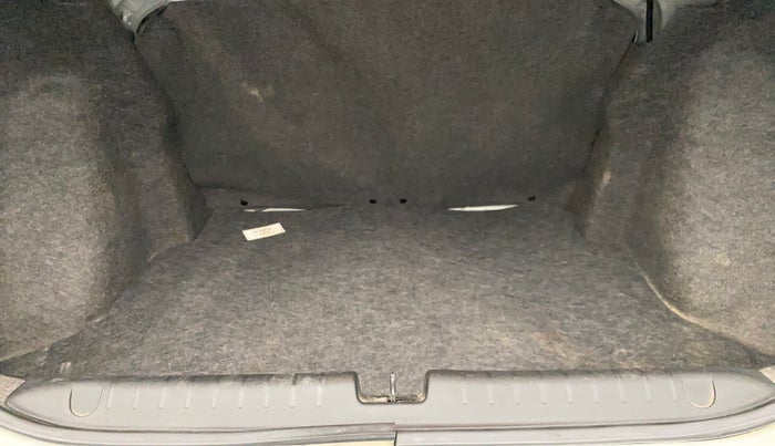 2022 Honda Amaze 1.2L I-VTEC VX CVT, Petrol, Automatic, 24,905 km, Boot Inside