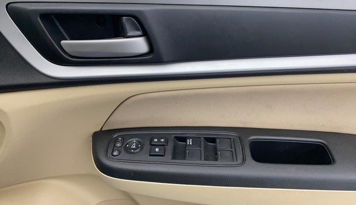 2022 Honda Amaze 1.2L I-VTEC VX CVT, Petrol, Automatic, 24,905 km, Driver Side Door Panels Control