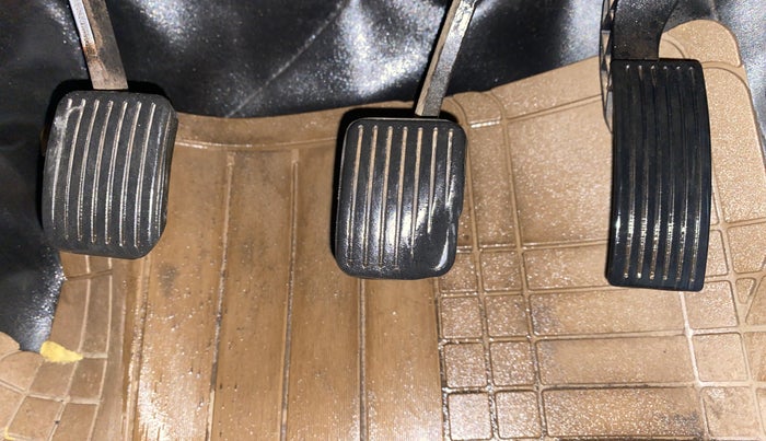 2014 Hyundai Xcent S 1.2, Petrol, Manual, 1,07,958 km, Pedals