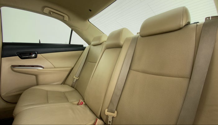2013 Toyota Camry 2.5L AT, Petrol, Automatic, 96,362 km, Right Side Rear Door Cabin
