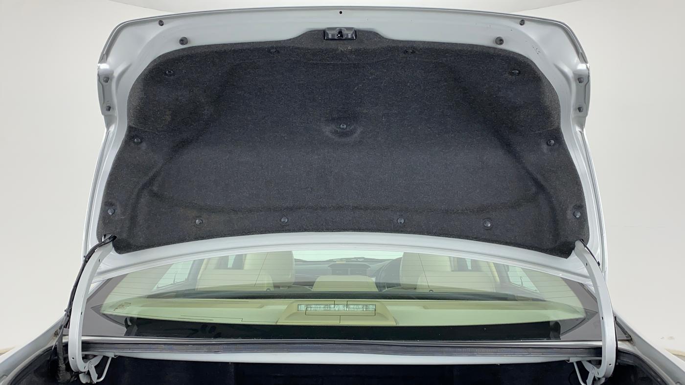 2013 Toyota Camry 2.5L AT, Petrol, Automatic, 96,362 km, Boot Door Open