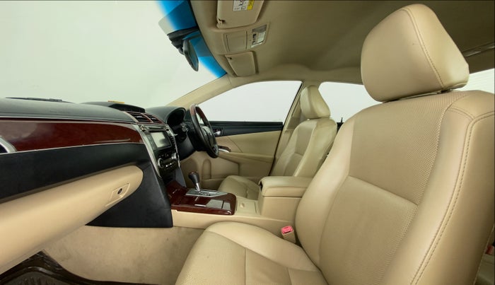2013 Toyota Camry 2.5L AT, Petrol, Automatic, 96,362 km, Right Side Front Door Cabin