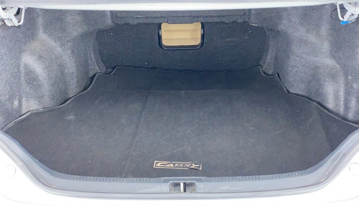 2013 Toyota Camry 2.5L AT, Petrol, Automatic, 96,362 km, Boot Inside