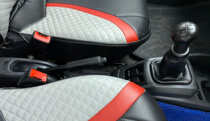 2017 Maruti Alto 800 LXI, Petrol, Manual, 67,385 km, Gear Lever