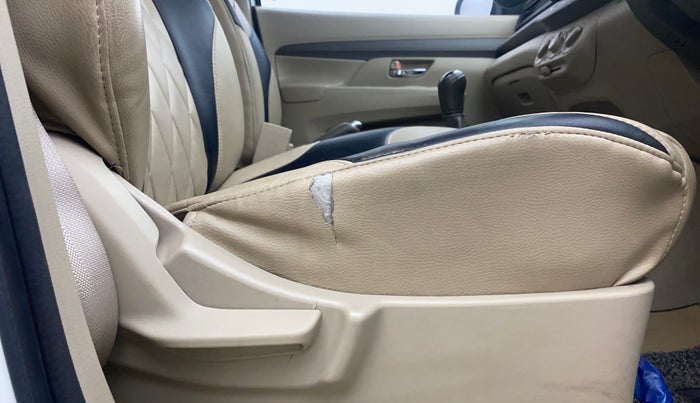 2023 Maruti Ertiga   VXI (O) CNG, CNG, Manual, 69,870 km, Driver Side Adjustment Panel