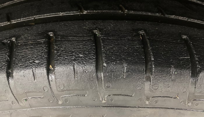 2020 Hyundai GRAND I10 NIOS SPORTZ AMT 1.2 KAPPA VTVT, Petrol, Automatic, 22,492 km, Right Front Tyre Tread