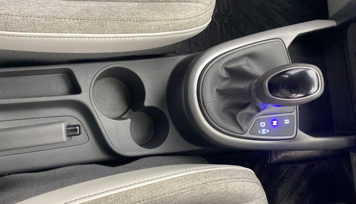 2020 Hyundai GRAND I10 NIOS SPORTZ AMT 1.2 KAPPA VTVT, Petrol, Automatic, 22,492 km, Gear Lever