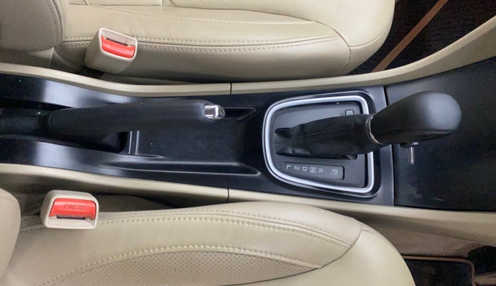 2019 Maruti Ciaz ALPHA  AT 1.5 SHVS PETROL, Petrol, Automatic, 70,245 km, Gear Lever
