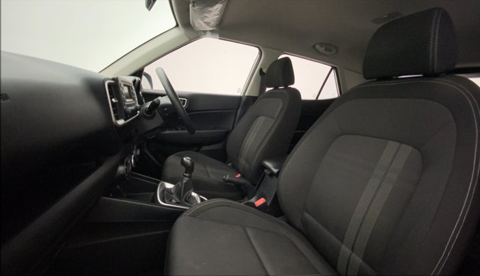 2019 Hyundai VENUE S 1.2, Petrol, Manual, 40,580 km, Right Side Front Door Cabin