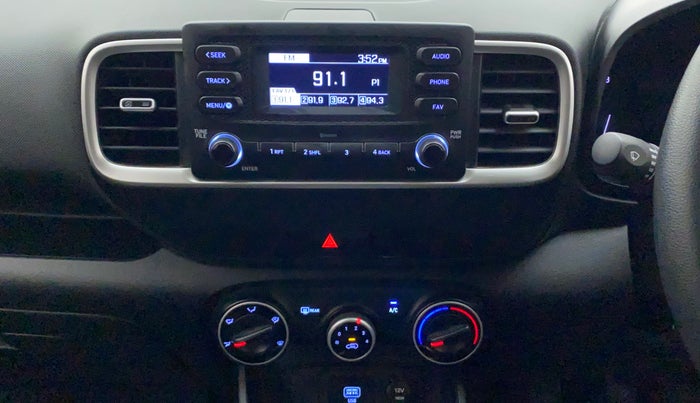 2019 Hyundai VENUE S 1.2, Petrol, Manual, 40,580 km, Air Conditioner