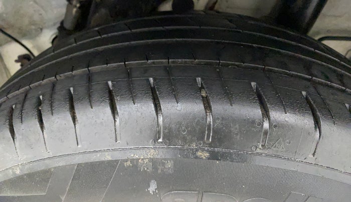 2019 Hyundai VENUE S 1.2, Petrol, Manual, 40,580 km, Left Rear Tyre Tread