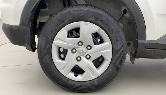 2019 Hyundai VENUE S 1.2, Petrol, Manual, 40,580 km, Right Rear Wheel