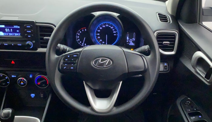 2019 Hyundai VENUE S 1.2, Petrol, Manual, 40,580 km, Steering Wheel Close Up