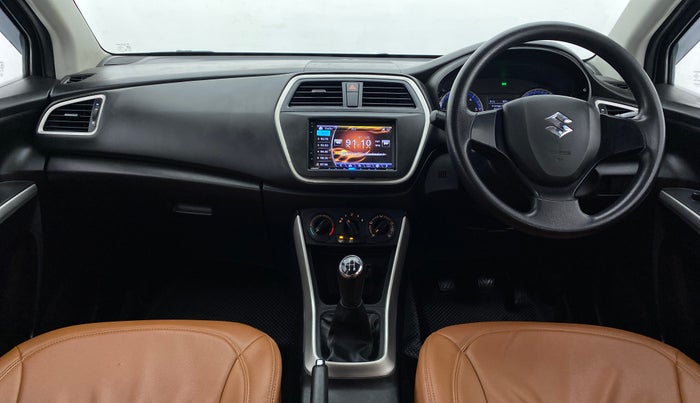 2016 Maruti S Cross SIGMA 1.3, Diesel, Manual, 82,576 km, Dashboard