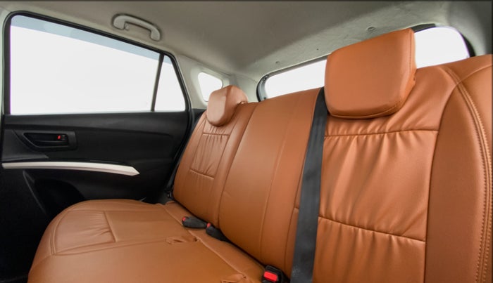 2016 Maruti S Cross SIGMA 1.3, Diesel, Manual, 82,576 km, Right Side Rear Door Cabin