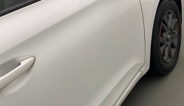 2019 Hyundai Elite i20 SPORTZ PLUS 1.2, Petrol, Manual, 47,575 km, Driver-side door - Minor scratches
