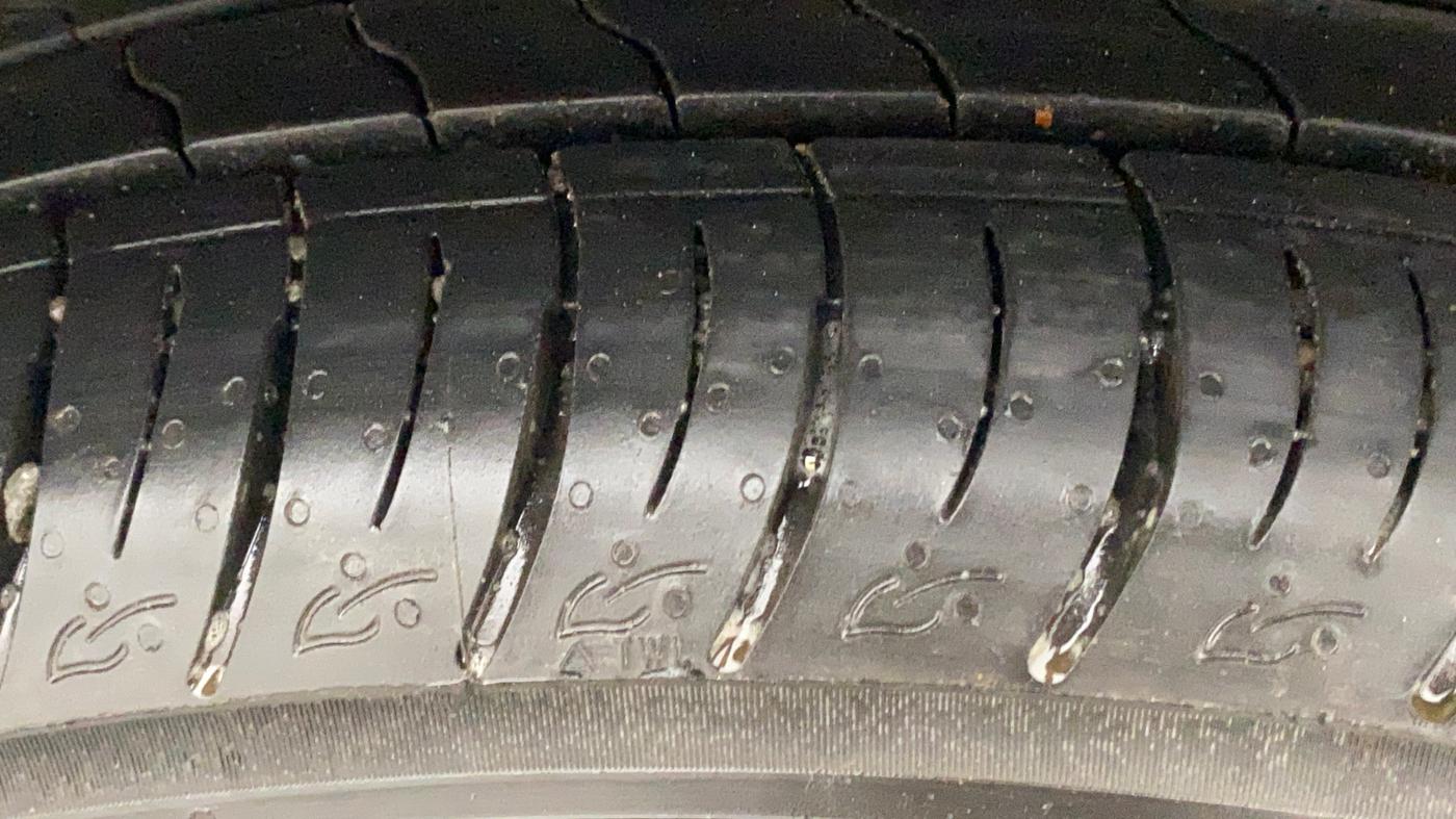 2018 Hyundai Creta SX AT 1.6 PETROL, Petrol, Automatic, 65,608 km, Right Rear Tyre Tread