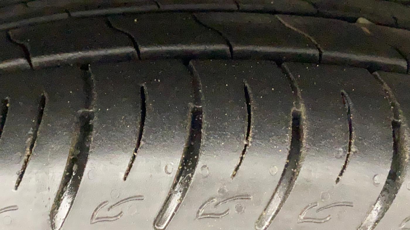 2018 Hyundai Creta SX AT 1.6 PETROL, Petrol, Automatic, 65,608 km, Right Front Tyre Tread