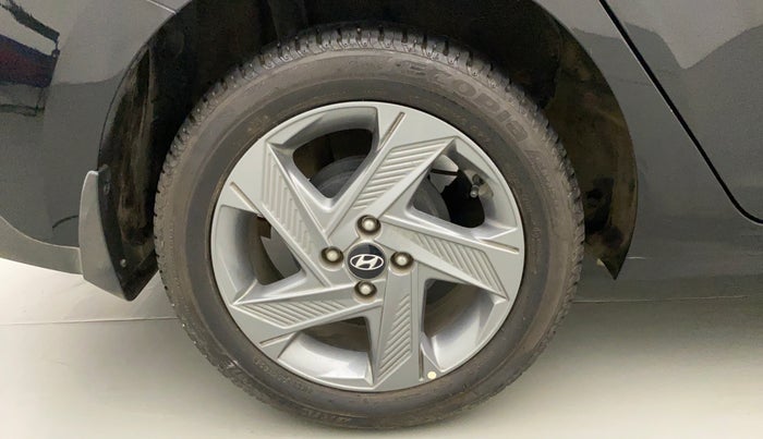 2021 Hyundai Verna SX 1.5 VTVT IVT, Petrol, Automatic, 6,775 km, Right Rear Wheel