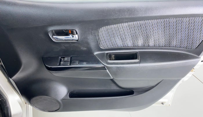 2013 Maruti Wagon R Stingray LXI, Petrol, Manual, 59,573 km, Driver Side Door Panels Control