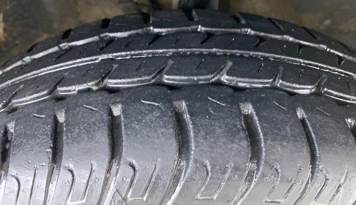 2013 Maruti Wagon R Stingray LXI, Petrol, Manual, 59,573 km, Right Front Tyre Tread