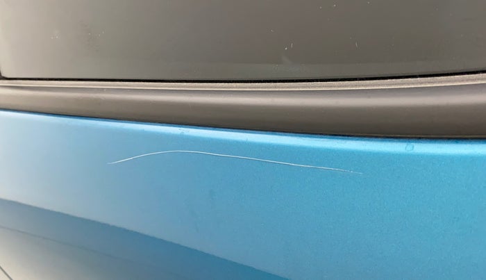 2021 Renault Kwid NEOTECH RXL 1.0 AMT, Petrol, Automatic, 14,365 km, Rear left door - Minor scratches