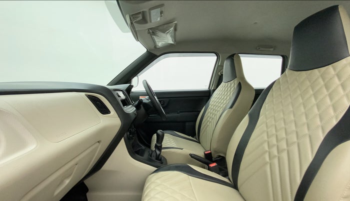 2019 Maruti New Wagon-R LXI CNG (O) 1.0, CNG, Manual, 17,531 km, Right Side Front Door Cabin