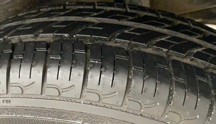 2019 Maruti New Wagon-R LXI CNG (O) 1.0, CNG, Manual, 17,531 km, Left Rear Tyre Tread